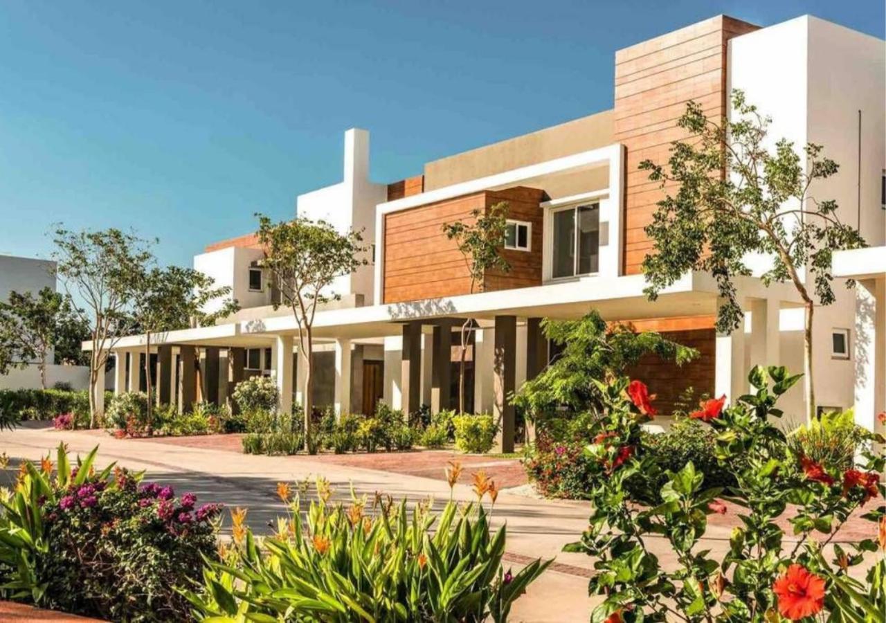 Modern House Surrounded By Nature Mérida Exterior foto